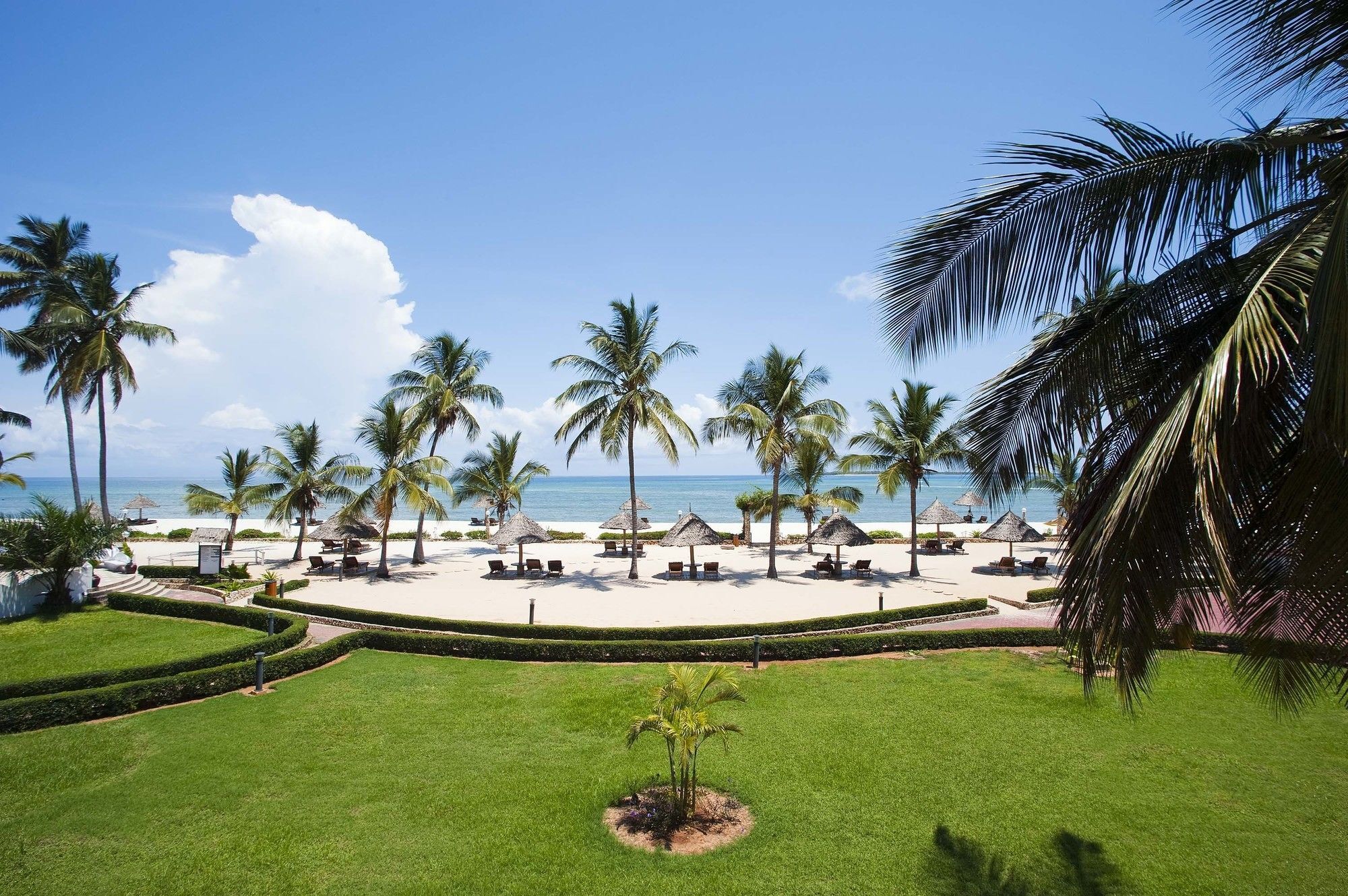 Kunduchi Beach Hotel & Resort Νταρ ες Σαλάμ Εξωτερικό φωτογραφία